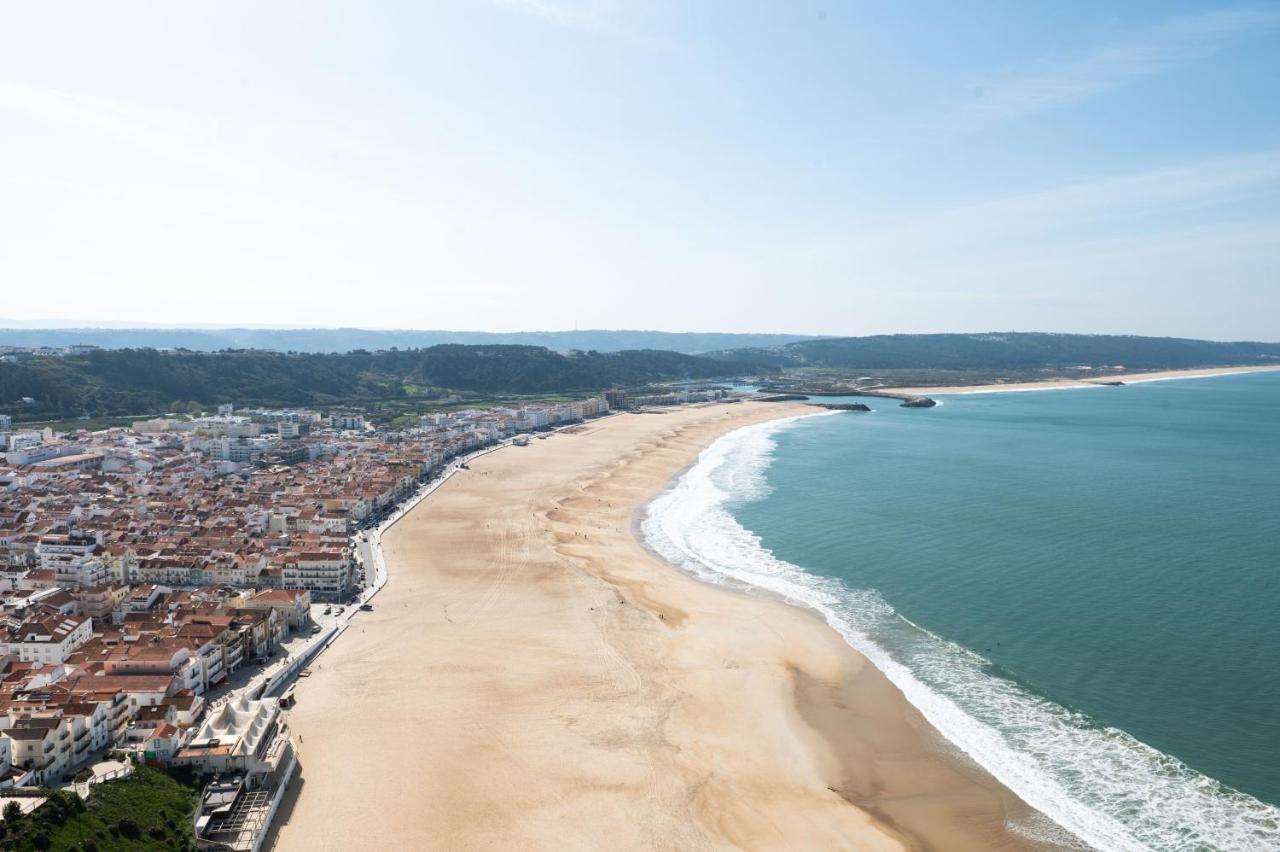 BayView Nazaré a sua casa à Beira Mar - 20 mt da Praia e da Famosa Bola Nivea Exterior foto